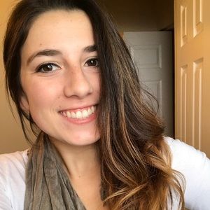 Meet your Posher, Casey